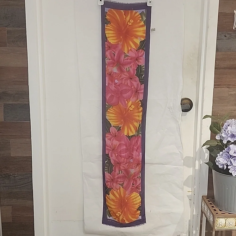 Vintage Oscar de la Renta Floral Silk‎ Scarf